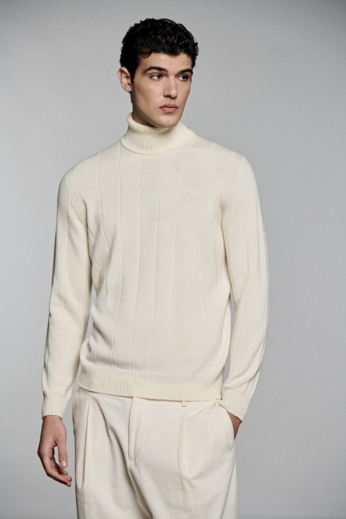 120'S Turtleneck
